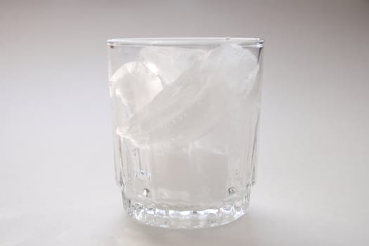 glass of ice