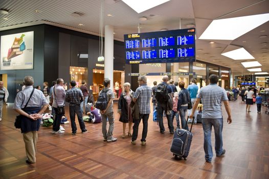 Information display in Copenhagen Airport Kastrup, September 2011