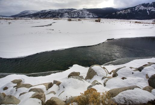 Yellowstone Park Wyoming Winter Snow soda butte creek