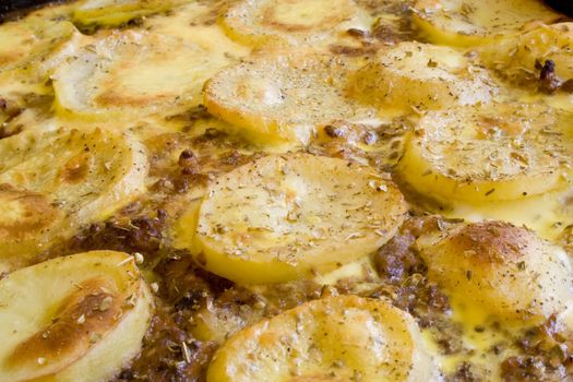 Gratined potatoes - detail of the surface