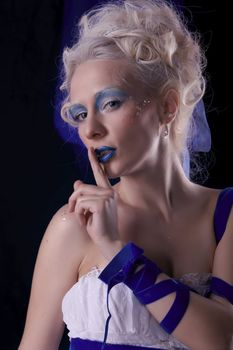 secret a very beautiful model with extrime blue makeup