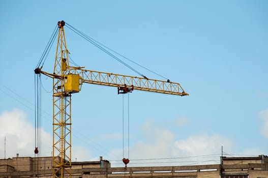 The automatic mechanism for building of houses. High resolution image.