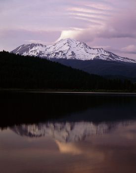 Mt.Shasta with Siskiyou Lake in California