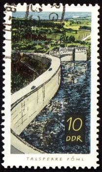 GDR - CIRCA 1968: A stamp printed in GDR (East Germany) shows Pohl dam, circa 1968