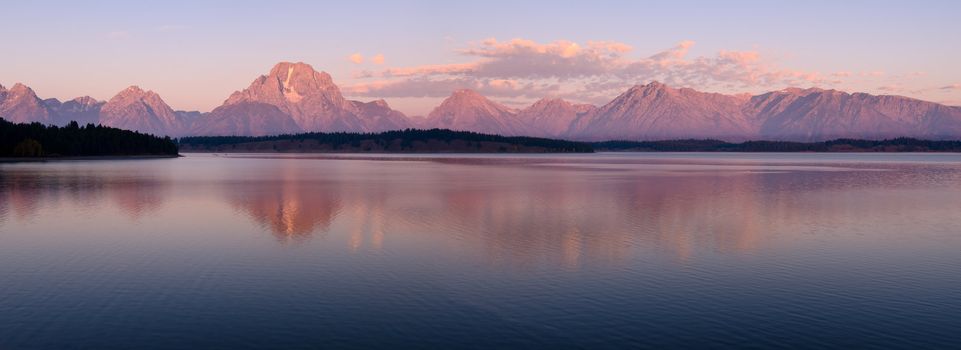 Panorama of Jackson Lake at sunrise, Grand Teton National Park, Wyoming, USA