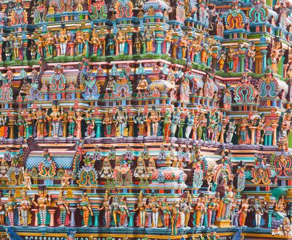 Hindu temple gopura (tower). Menakshi Temple, Madurai, Tamil Nadu, India