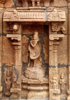 Bas reliefes in Hindu temple. Sri Ranganathaswamy Temple. Tiruchirappalli (Trichy), Tamil Nadu, India
