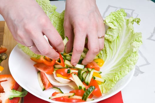 Preparation of vegetarian salad from vegetables