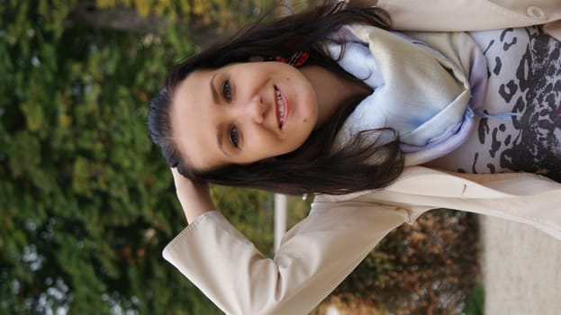 girl on autumn walk in the park