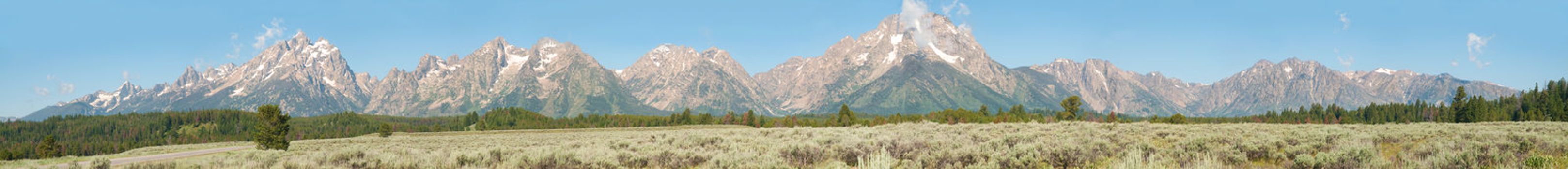 panoramic view of the Grand Tetons in Wyoming