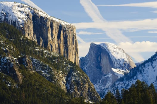 Sunset on Half Dome and El Capitan in Yosemite valley