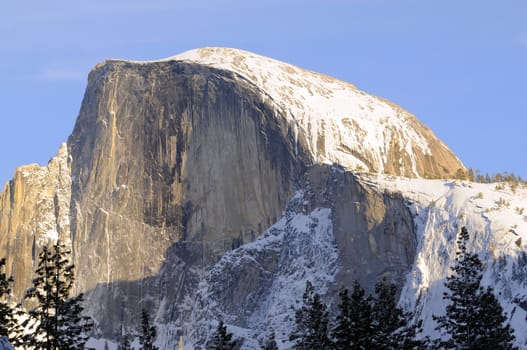 Sunset on tHalf Dome in Yosemite valley