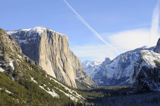 Sun rise on the granite peaks in Yosemite valley