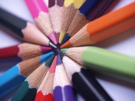Color pencils in round shape.