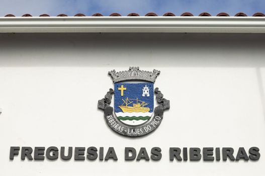 Parish council blazon of Ribeiras, Pico island, Azores