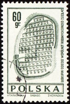 POLAND - CIRCA 1966: a stamp printed in Poland, shows map of doevnee Biskupin settlement, 2500 years ago, circa 1966