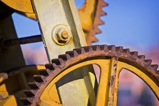 Wheels on the old boat crane at the docks