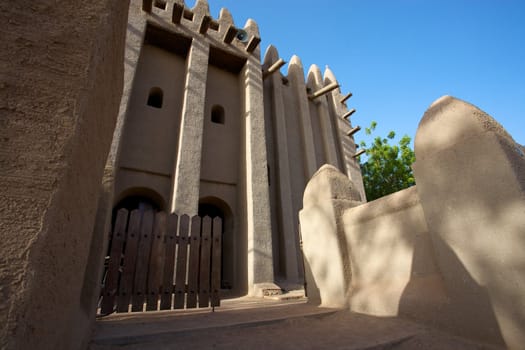 The great mosque in Mopti, built from mud. Mali, western africa. 