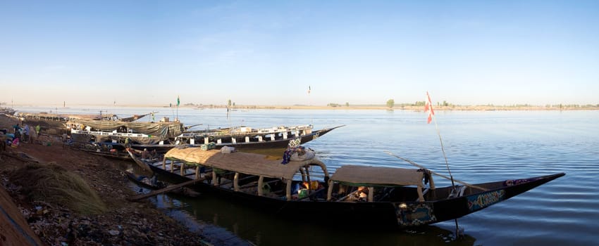 Vessel at the harbor of Mopti on Niger river in Mali