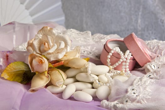 weeding Favors and wedding rings and bands for weddings and holidays