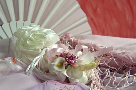 weeding Favors and wedding rings and bands for weddings and holidays
