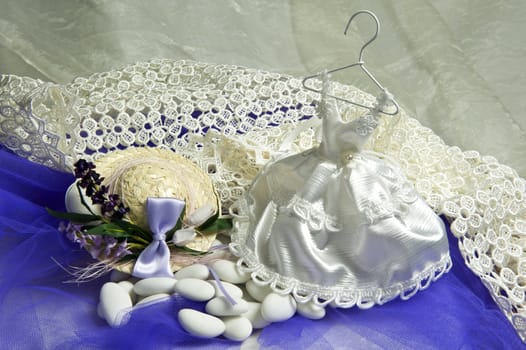 weeding Favors and wedding rings and bands for weddings and holidays