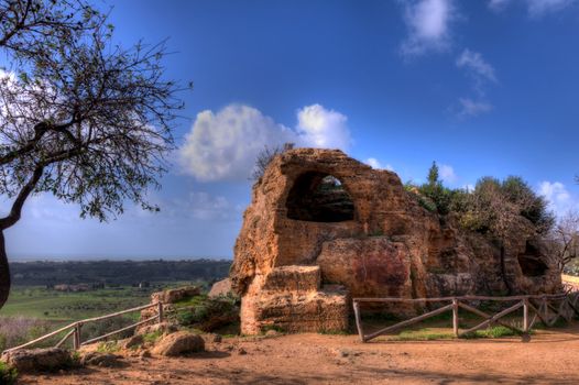 Dynamic Range image hight of the valley of the temples in Sycilia