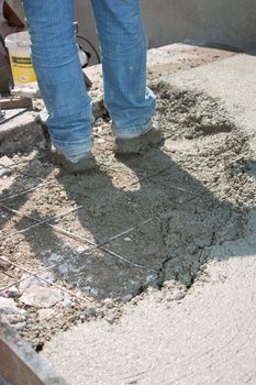 Construction of a cement screed