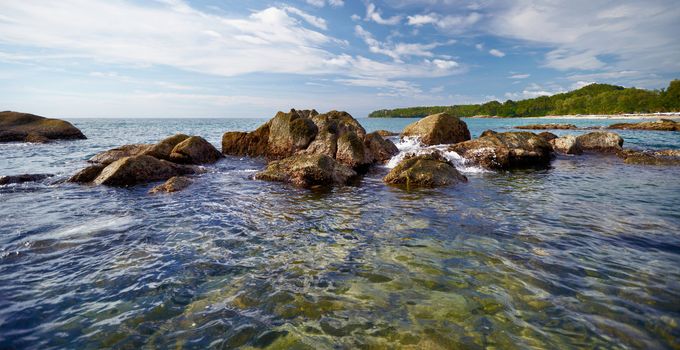 Summer landscape - the coast of the tropical ocean