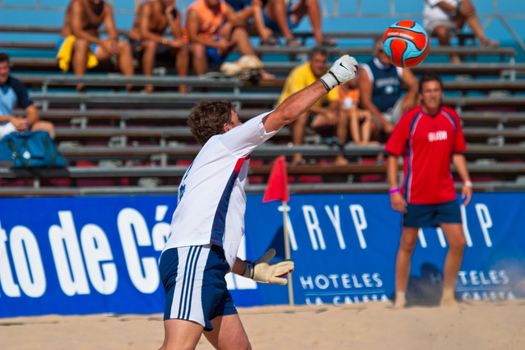 CADIZ, SPAIN -  JUL 30:  Unknown goalkeeper  of the team of Gijon playing the Spanish Championship of Beach Soccer on Jul 30, 2005 on the beach of La Victoria in Cadiz, Spain
