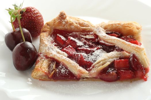 cherry and strawberry pie