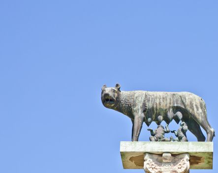 Romulus and Remus are Rome's twin founders in its traditional foundation myth