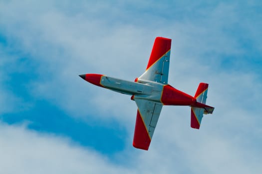 CADIZ, SPAIN-SEP 9: Aircrafts of the Patrulla Aguila taking part in a test on the 4th airshow of Cadiz on Sep 9, 2011, in Cadiz, Spain