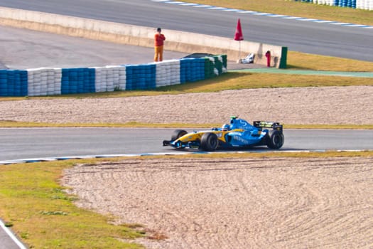 JEREZ DE LA FRONTERA, SPAIN - DEC 04: Franck Montagny of Renault F1 races during a training session on December 04, 2004, in Jerez de la Frontera, Spain
