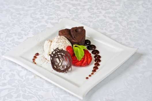 Chocolate flan with strawberries and chocolate, a wonderful dessert