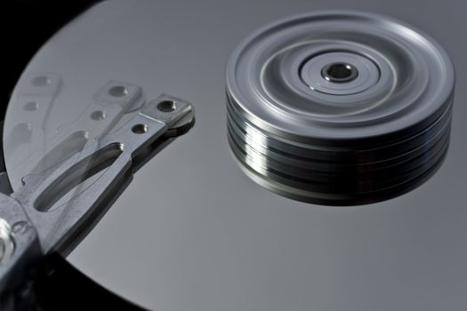 hard disk drive with read write head in motion