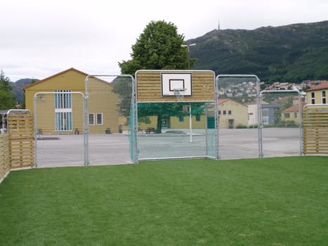 basketballfield in school