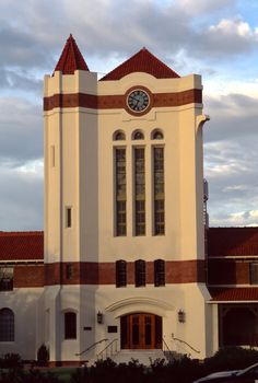 World famous Sun Microsystems/Agnews Developmental Center, the campus-like setting of the former Agnews Insane Asylum consists of a grouping of numerous reinforced concrete, brick, stucco and tile buildings