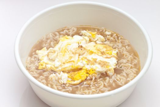 Instant noodles with fried egg in Hong Kong style