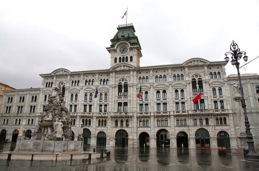 town square Piazza Unita in Trieste, Italia
