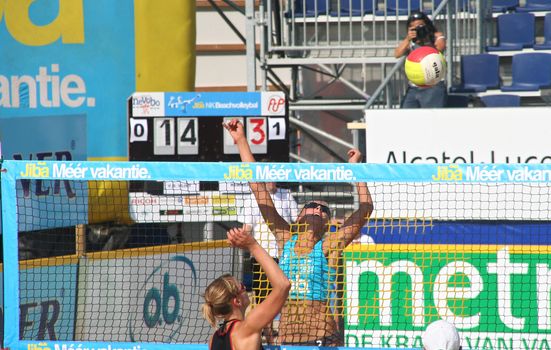 Finals of the Dutch championship beach volleybal in Scheveningen on August 30, 2008