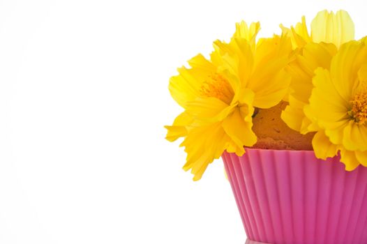 Small bouquet of flowers on an edible content