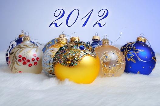 Christmas gifts: the colorful Christmas decorate balls with future year 2012