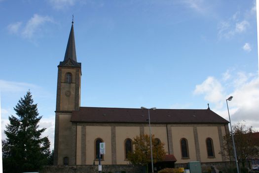 Ansicht von Kirche  Kirchheimbolanden,Germany,mit blauem Himmel	
View of church Kirchheimbolanden, Germany, with blue sky