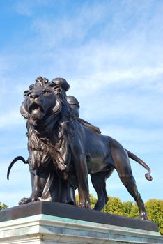 bronze statue of lion