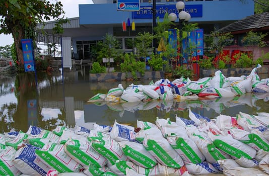 24 october 2011 protect Bangkok city From heavy flood