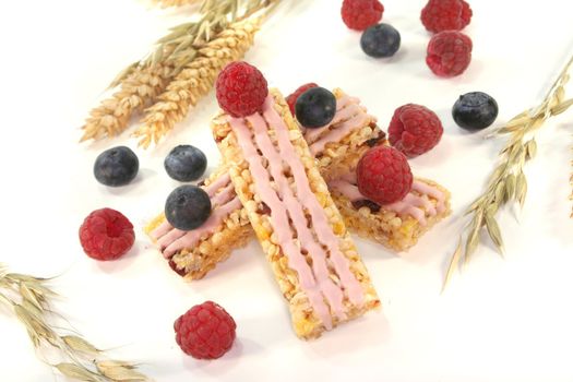 Forest berry cereal bar with blueberries and raspberries