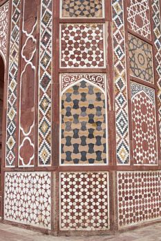 Islamic Tomb. Detail of inlaid stonework decorating the tomb of the Mughal Emperor Akbar at Sikandra on the outskirts of Agra, Uttar Pradesh, India