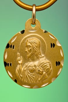 A Precious gold pendant, ideal like gift