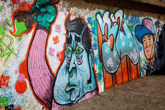 Sample of a kind of urban culture that comes true on the basis of painting the walls with spray and that commonly  is called Graffiti